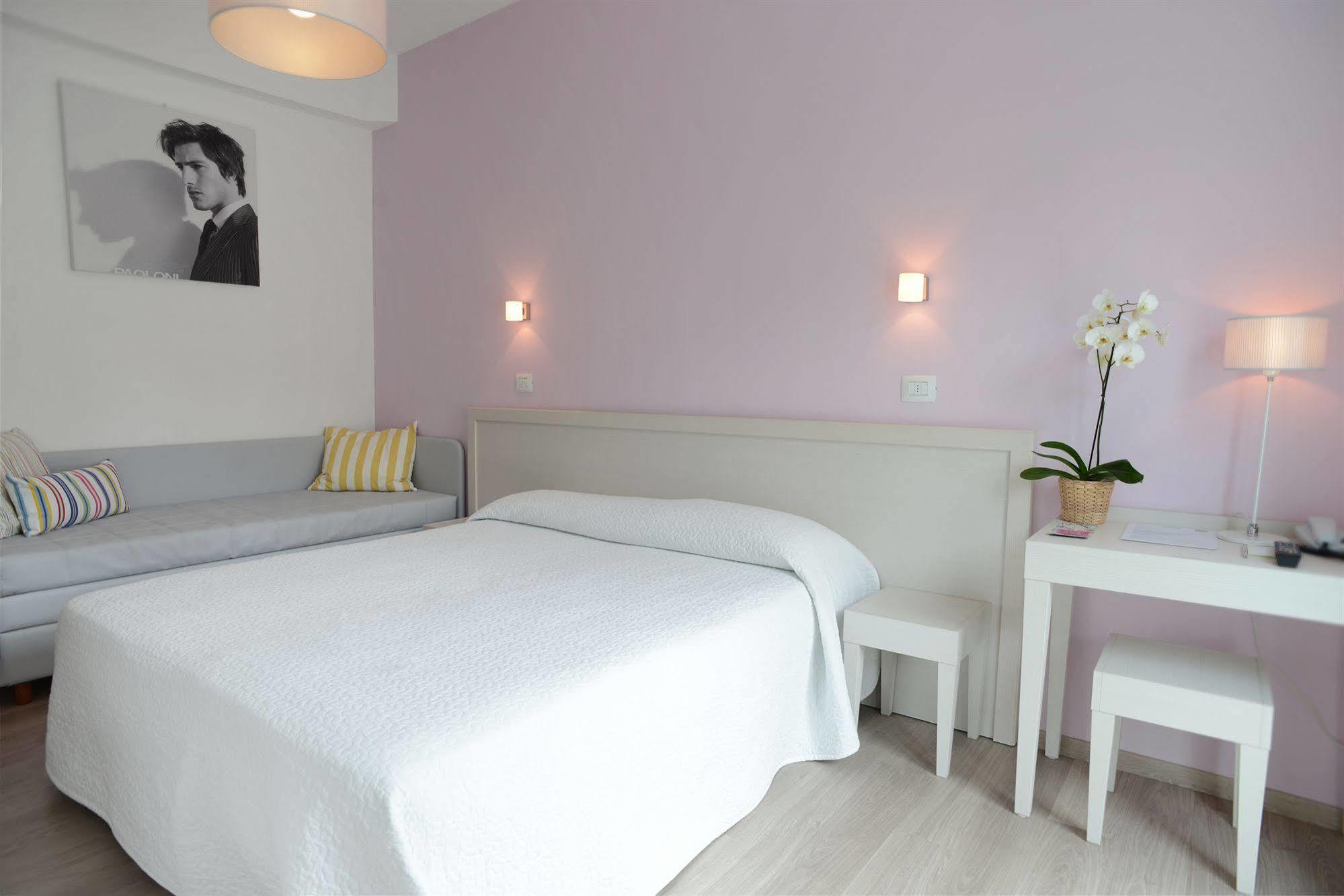 Maree Hotel チェゼナーティコ エクステリア 写真